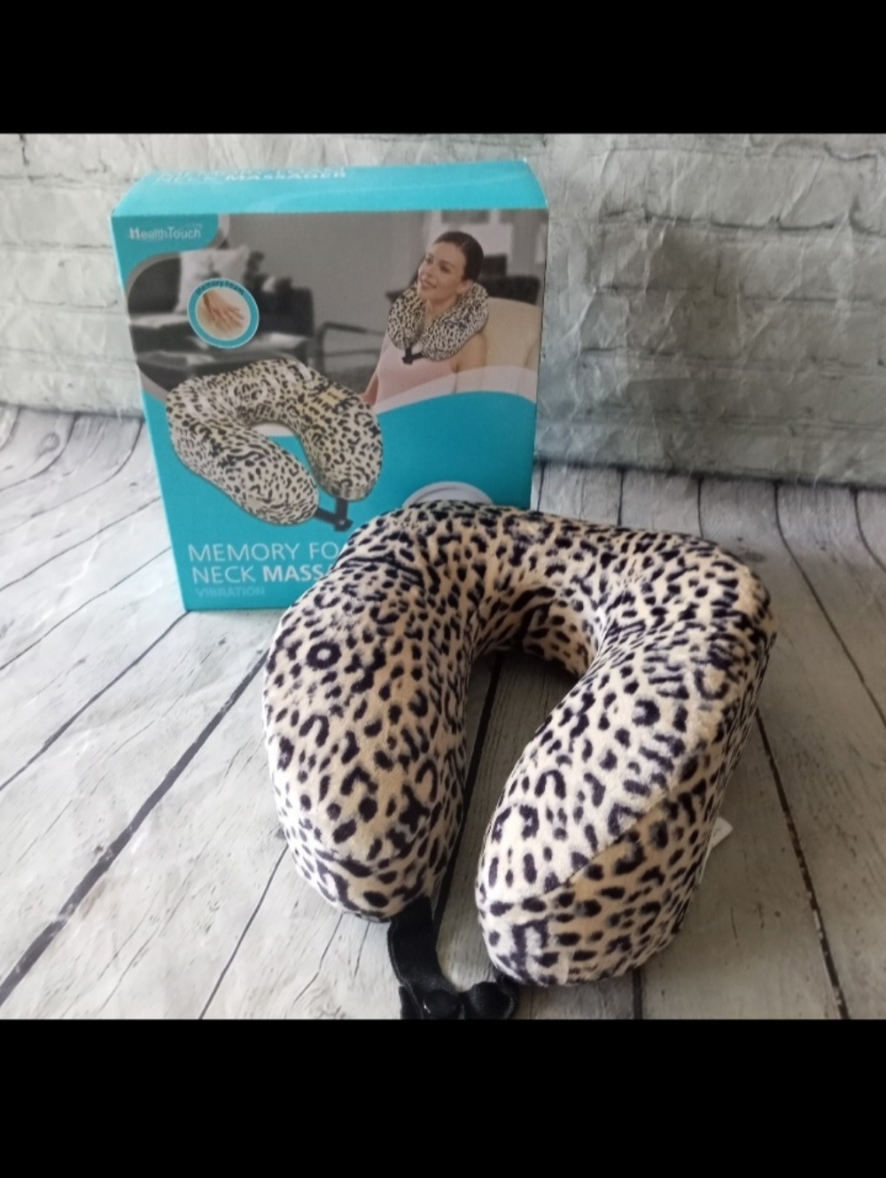 NIB Health Touch Memory Foam Neck Massager